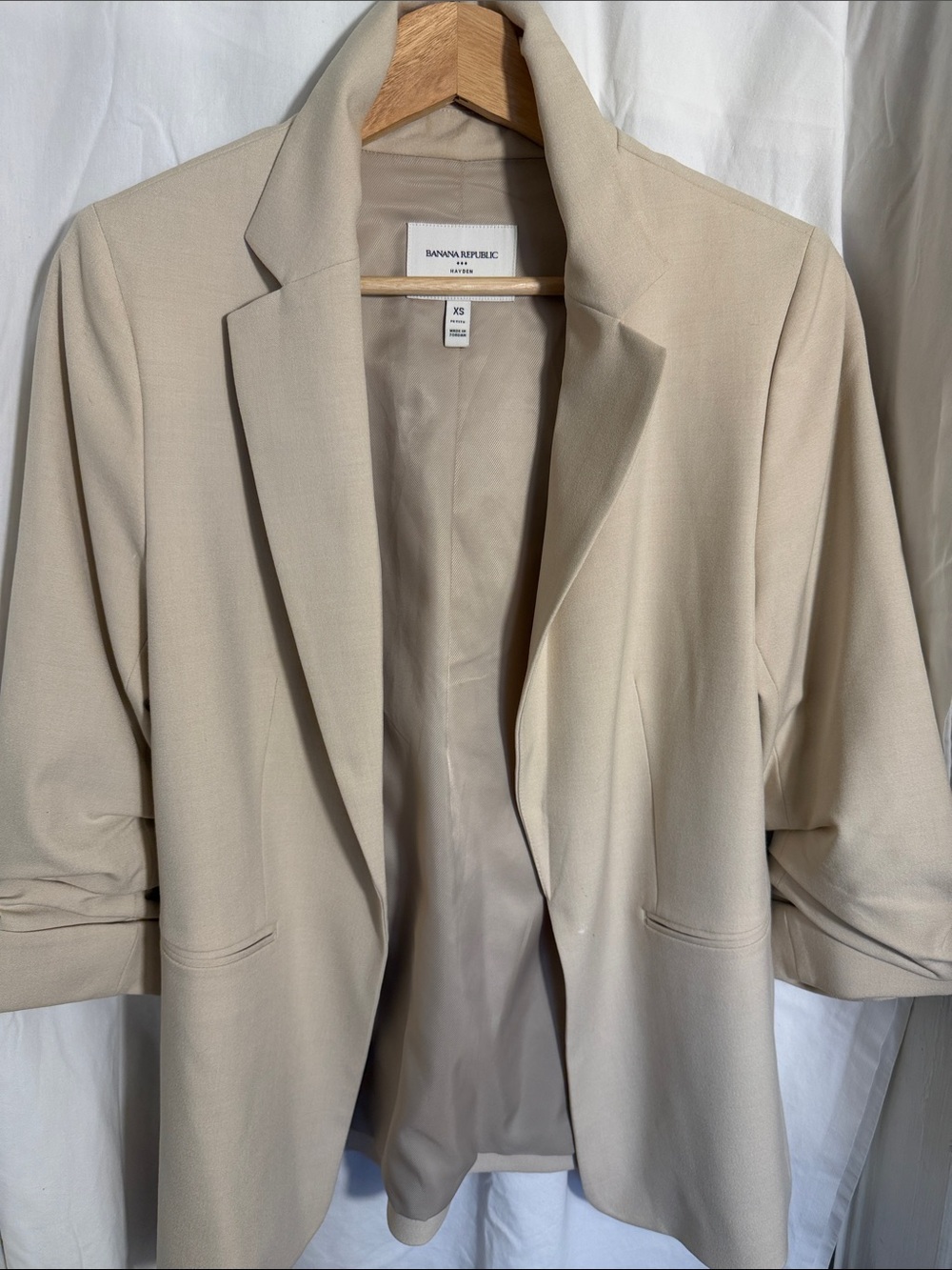 Banana Republic Light Beige Open-Front Blazer